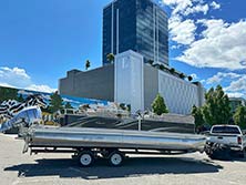 2016 Quest Lania 824 Outboard Gallery