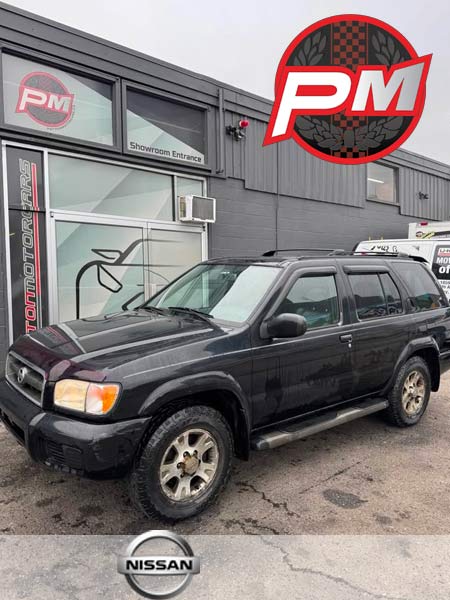   2004 Nissan Pathfinder SE 